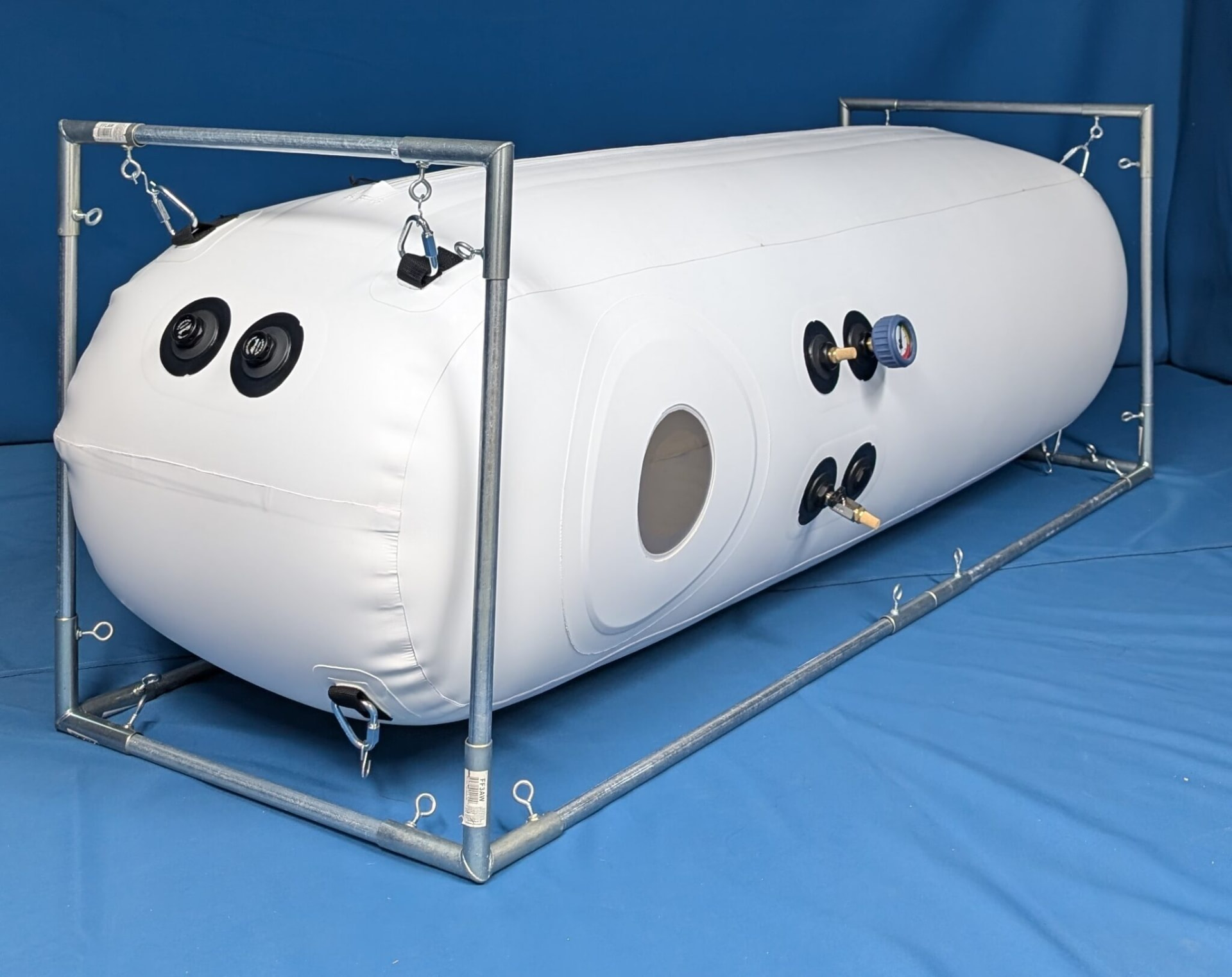 A4-27 mild hyperbaric chamber